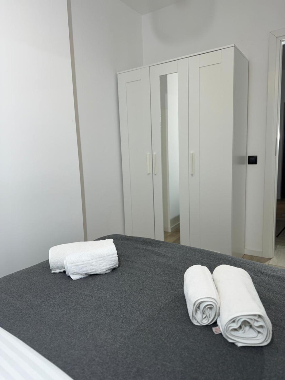 קלוז'-נאפוקה The Nest Apartment Minimalist מראה חיצוני תמונה